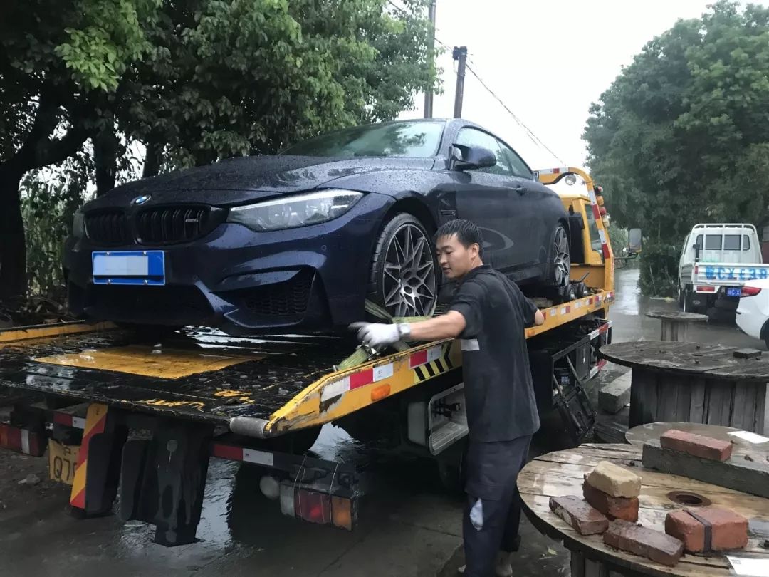 跟随道路救援车一天,我才知道宝马车主还有这么多专属服务!