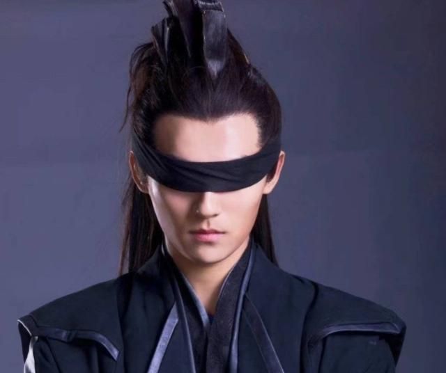 有种"颜值"叫五竹叔,《庆余年》圈粉无数|庆余年|五竹|佟梦实_新浪