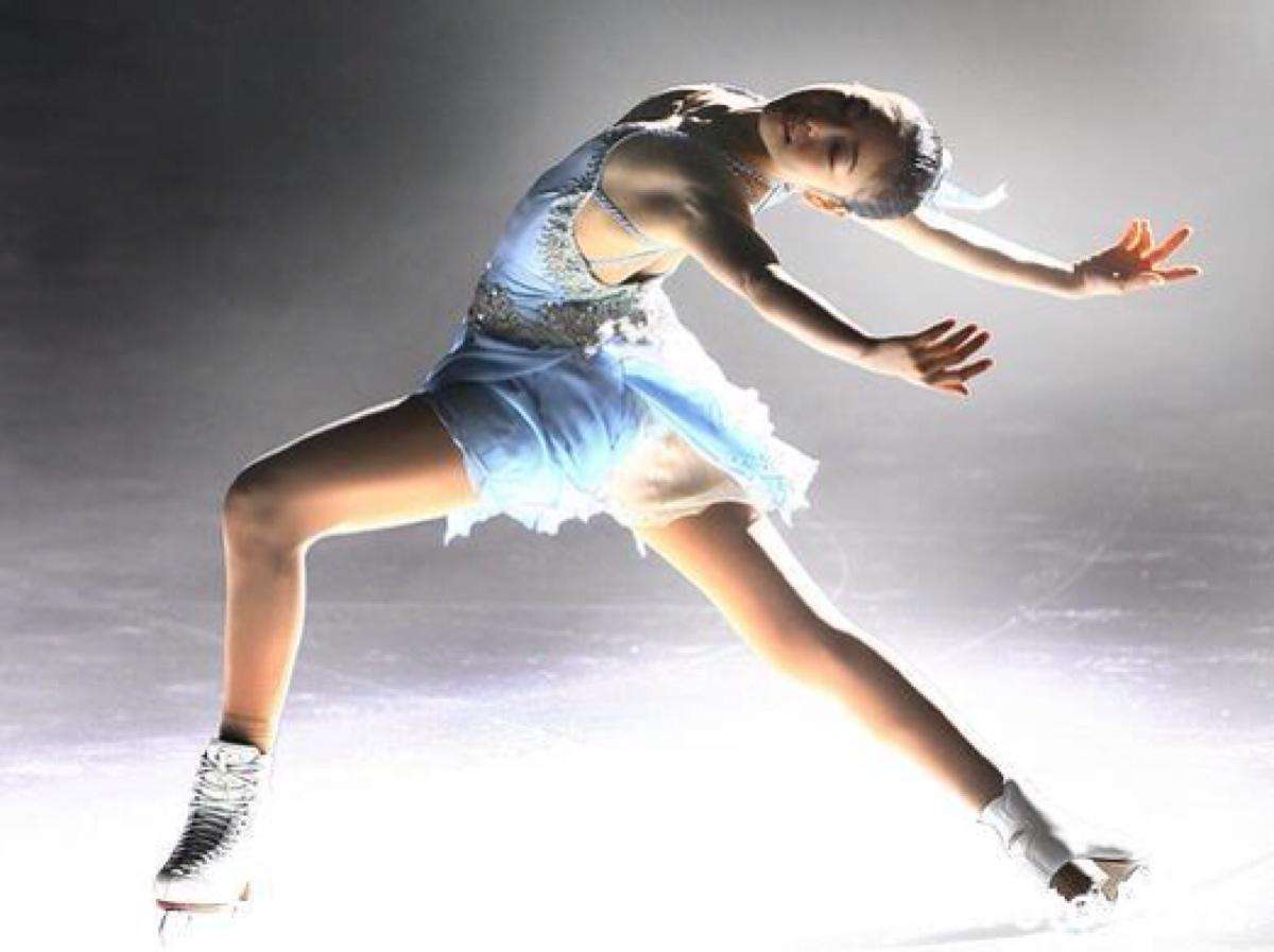 花滑女王金妍儿29岁,退役生活平凡幸福,传播正能量,网友:真美|慈善|金