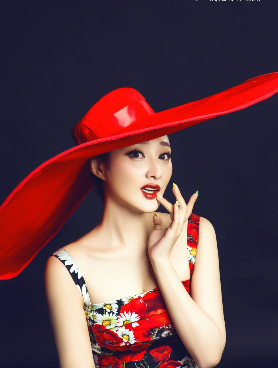 张玉洁出演时代大剧梦在海这边燃情上线