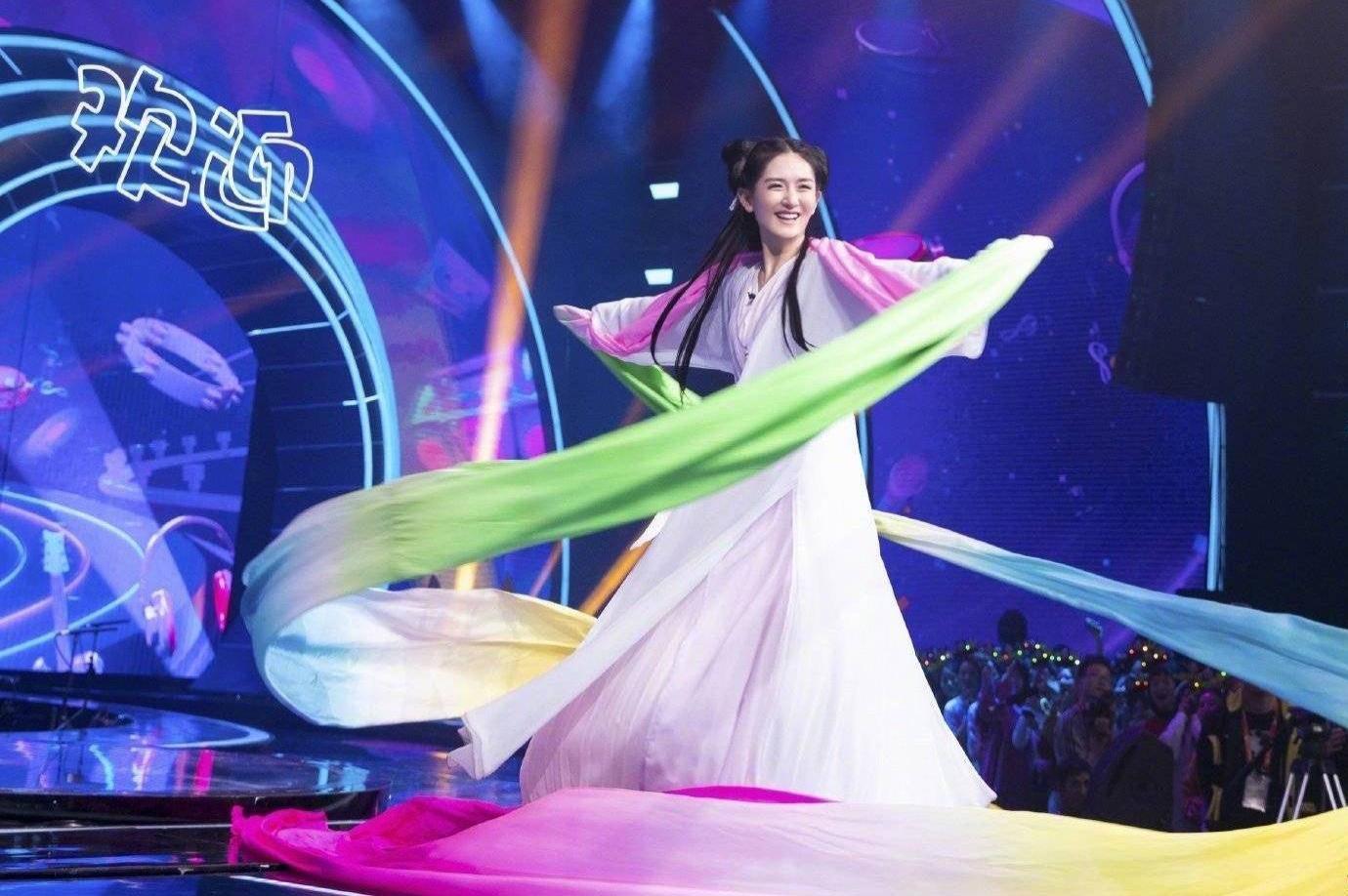 谢娜演《花千骨》续集定档今晚,超高还原赵丽颖,却遭网友吐槽