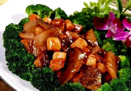 红烧裙边 --- 汤浓味鲜 裙边嫩糯