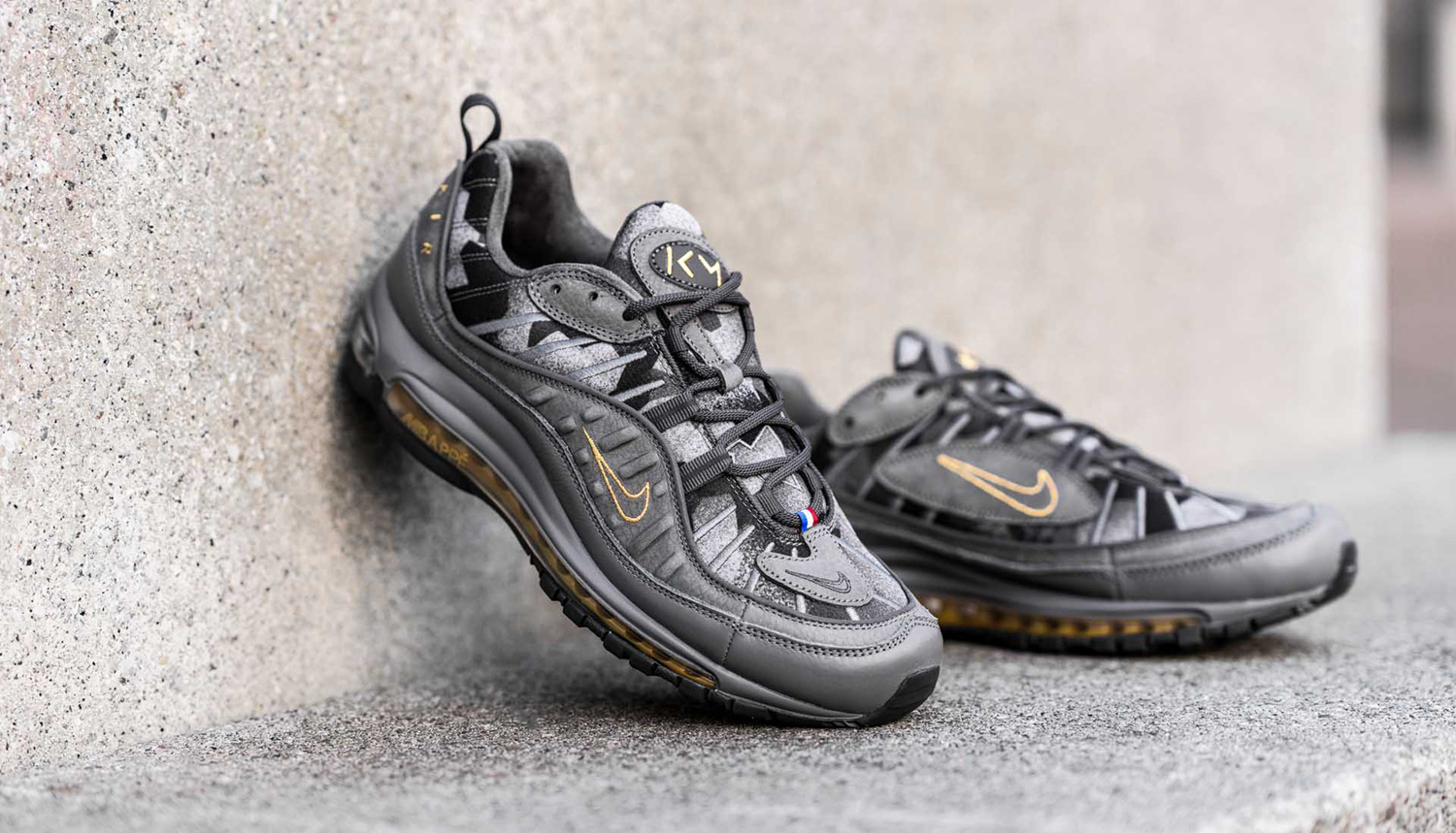 近观姆巴佩个人专属nike air max 98运动鞋