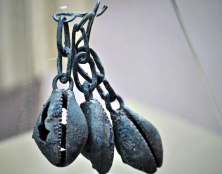 三星堆遗址地处四川盆地却挖出印度洋的贝壳它是怎么来的