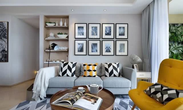 96㎡轻奢简欧风三居室，电视墙石材做背景，褪去繁复更格调！