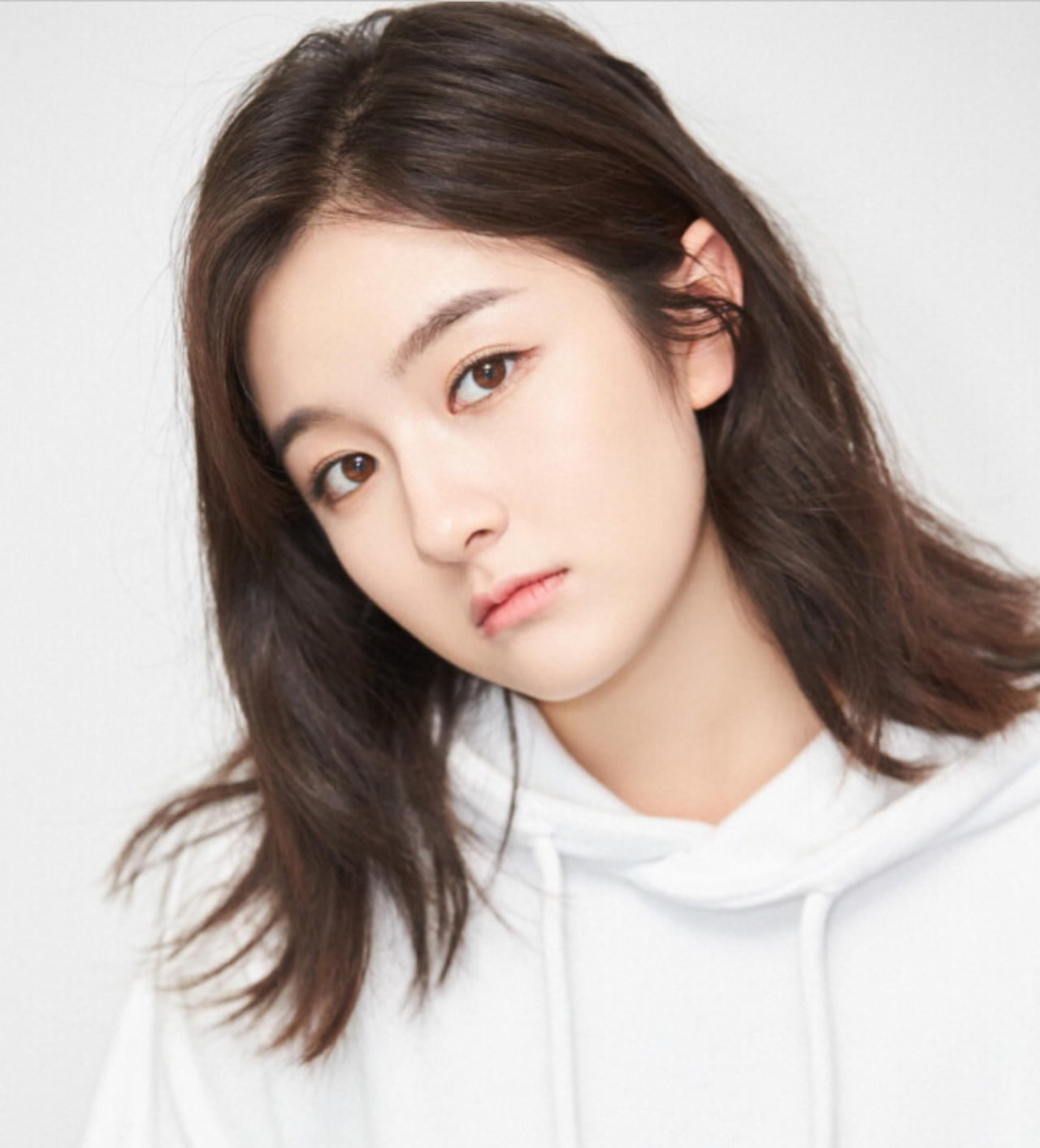 同样改编清穿鼻祖,八年前刘诗诗爆红,李兰迪却因身材被群嘲?