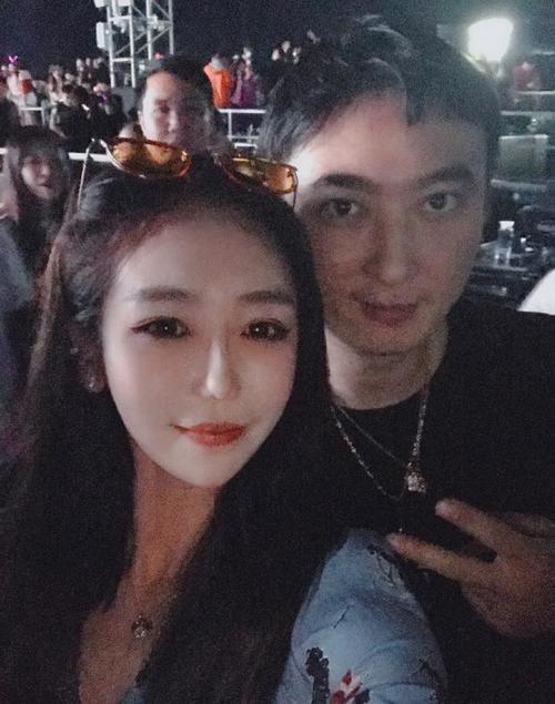 王思聪没钱了,照样也找不到漂亮女伴|王颖|女伴|王思聪_新浪新闻