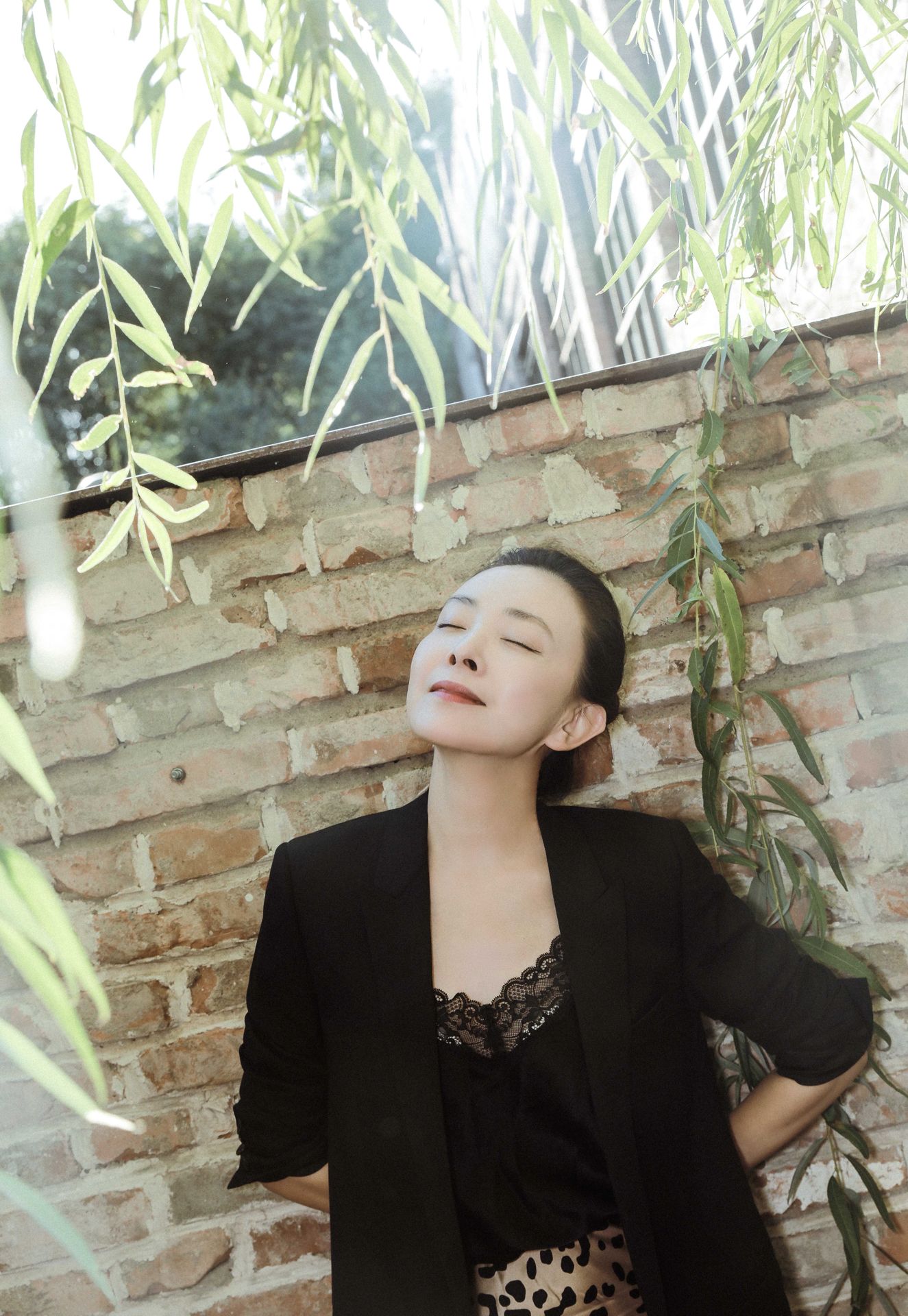 小鱼问2020年可喜欢刘威葳的穿搭读者表示搭配的恰到好处