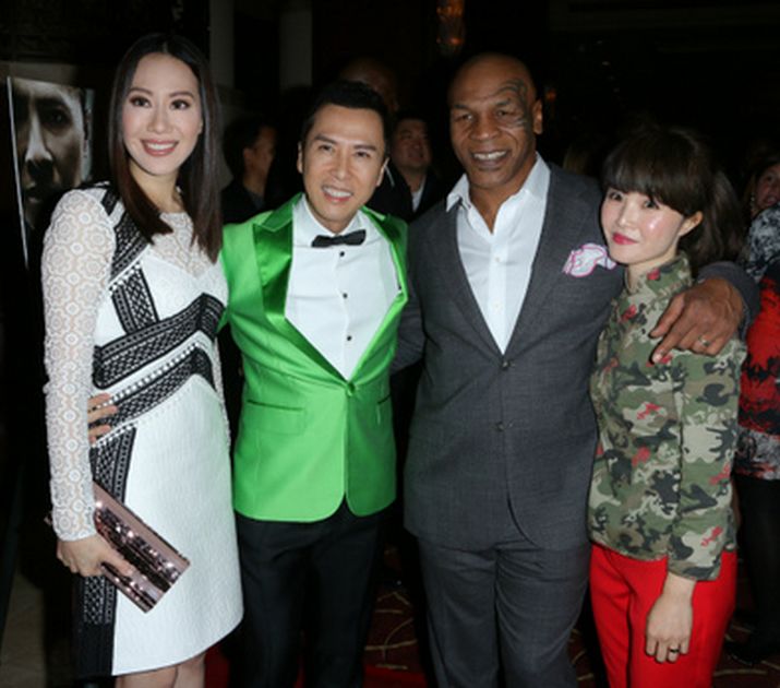 甄子丹的亲妹妹甄子菁,也是一位漂亮的武打明星