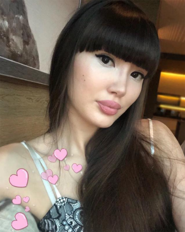 真美女排女神莎宾娜晒下海自拍球迷身材真好