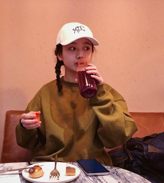 被《小欢喜》乔英子圈粉了,又甜又美又会穿的小仙