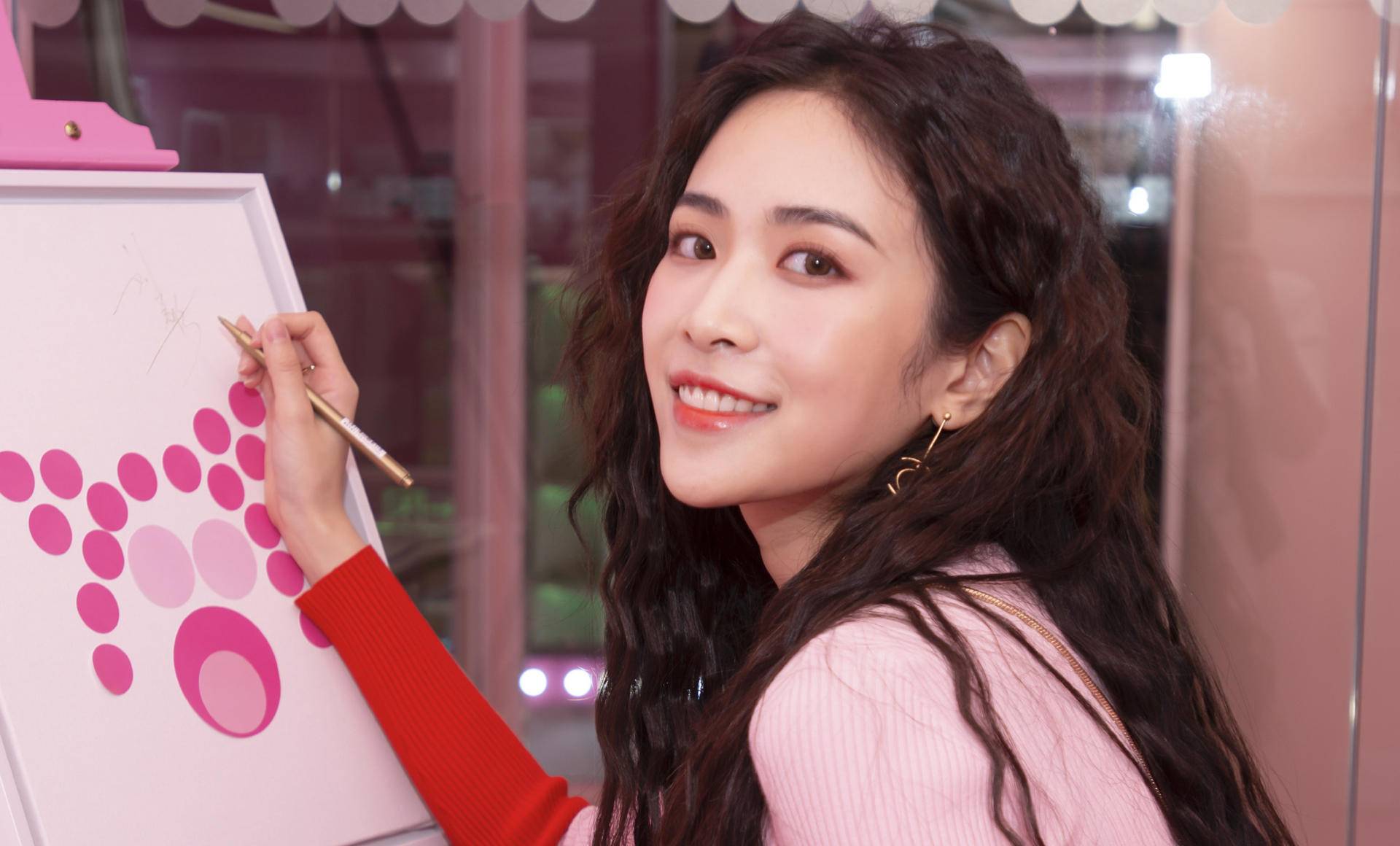 庆余年最神秘人物23岁刘美彤酷似王祖贤还没上线就走红