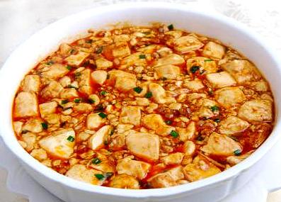 炒豆腐脑 家常亲民 --- 色白羹稠 入口即化 葱香味浓 老少咸宜