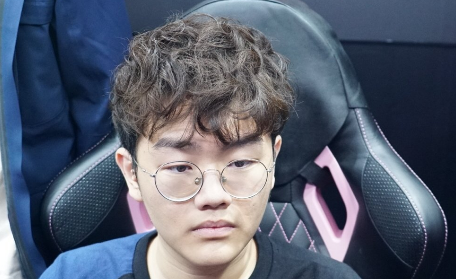 betty韩服更改头像为rng,uzi或迎来最强替补?