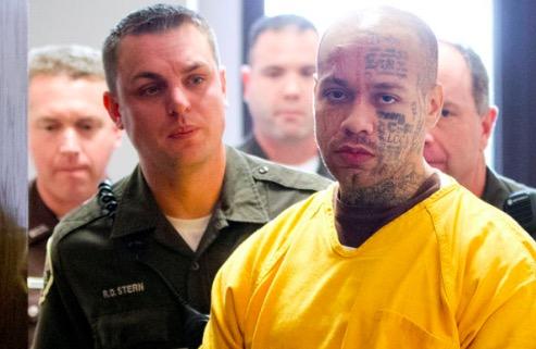 美国内布拉斯加州的一名33岁男子尼克·詹金斯在十天内连续杀害4人后