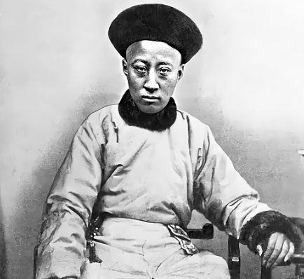 在很多相声历史传说中,与他绑定最深的其实是"鬼子六"恭亲王奕䜣.