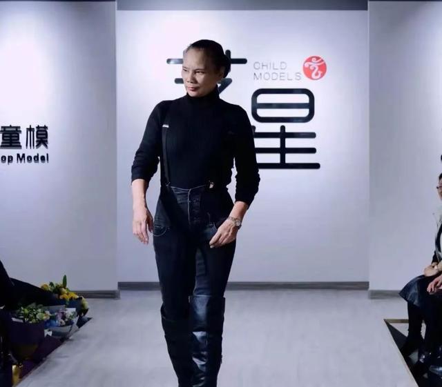 廊坊市艺术家协会承办"国际模特评委苏莎老师"公开课圆满结束