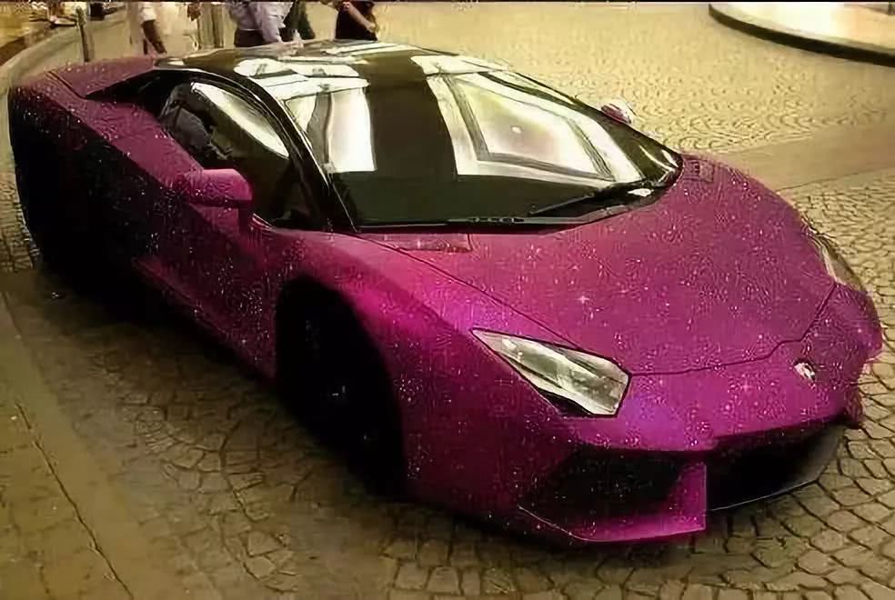 富二代少女好任性,给自己的兰博基尼全车镶满钻石,价值亿元!