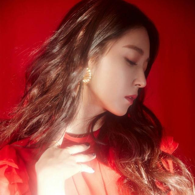 误打误撞成歌手出道19年公司花费上百亿将她打造成亚洲巨星