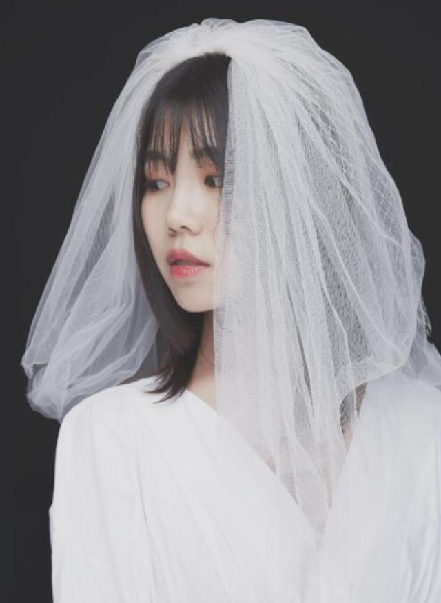 李琦女儿晒照,甜美可人与粗犷父亲大不同,18岁才知老爸是明星