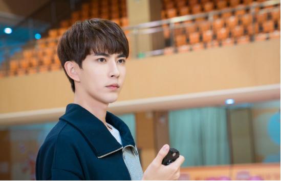 青春抛物线易安乐大结局爱情圆满还拿到全国联赛总冠军