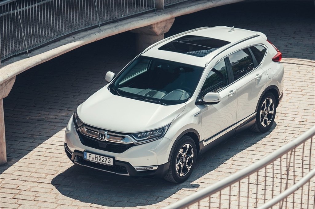 补贴退坡后销量下跌四成 新能源凭啥取代燃油车？