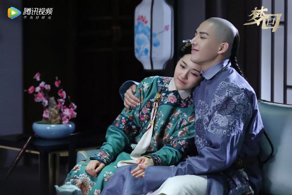 梦回剧情太无厘头被批东施效颦男主角颜值成最大亮点