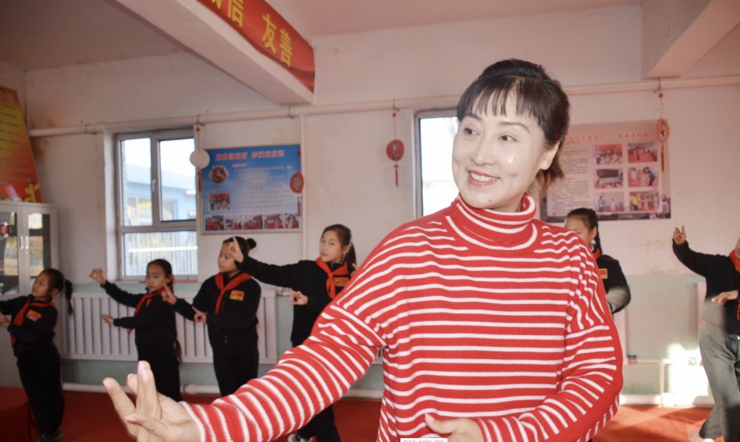 忻州"铁梅"女子,让戏曲"活"在校园…|詹丽华|戏曲|忻州_新浪新闻