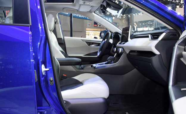 全新丰田威兰达实车现身，外观时尚霸气，配TSS主动安全系统​