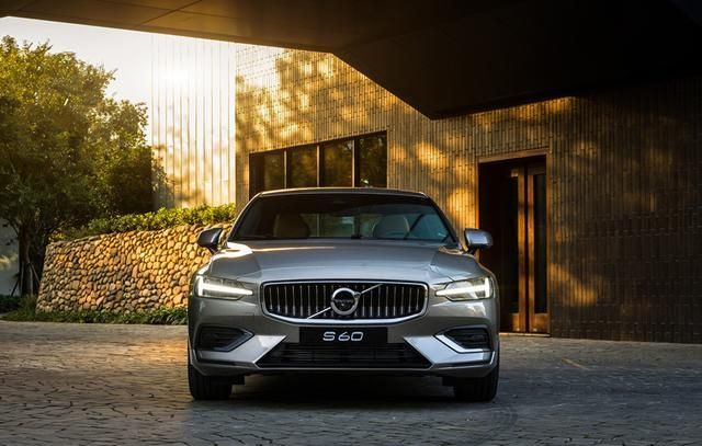 非要纠结bba全新沃尔沃s60告诉你什么才是真正意义上的豪车