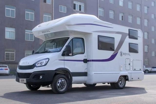 房车推荐〗诺优依维柯乐途c型房车,带你尽享生活之美