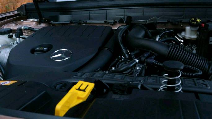 30多万买一台5+2座 SUV，奔驰GLB值这个价么？