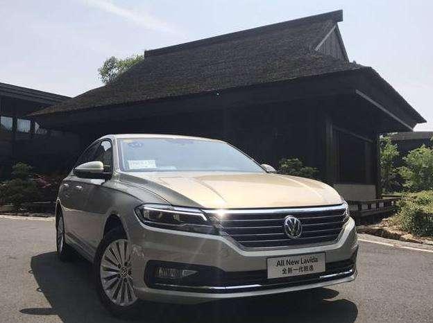 11月卖的最火爆的4款家轿，买到这些车，村里人都夸你懂车