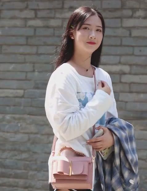 火遍全网的成都小甜甜看到如今的现状网友都失算了