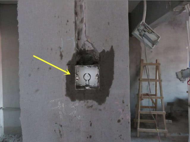 电线安装暗盒选金属还是塑料好?多少业主偷懒混着用,重做又毁房