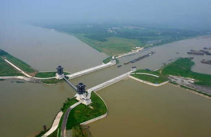 中国最无奈的河曾与长江黄河齐名被黄河吞并却流不进海里