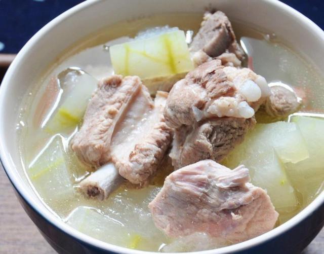 炖排骨汤,别只知道焯水,多做一步,排骨又鲜又嫩还没有腥味