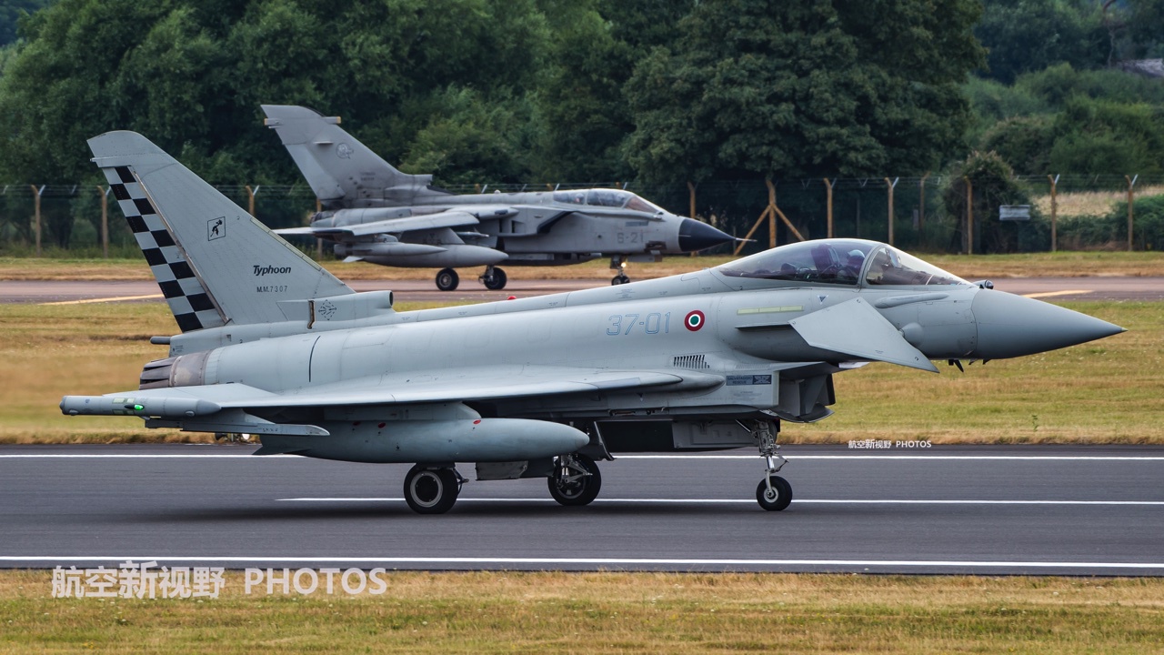 欧洲空中劲旅,意大利空军台风战斗机,鸭翼三角翼的代表机型