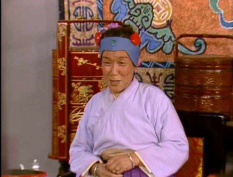 刘姥姥红楼梦中看似拙朴却深藏大智慧的人