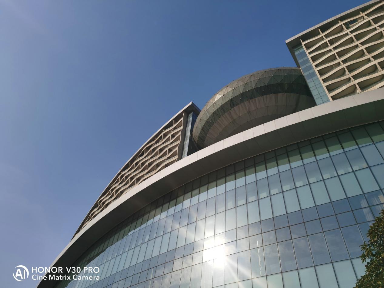 荣耀V30 PRO真5G体验!超快网速背后还有电影镜头的魅力!