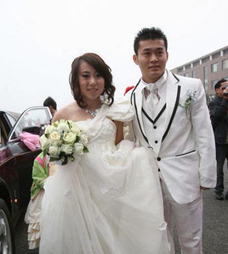 32岁丫蛋被求婚后美得认不出,现在自己开公司做老板