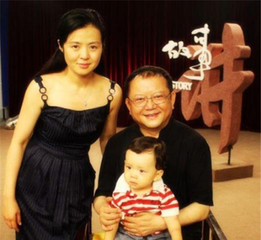 揭秘69岁王刚的三任妻子漂亮名气背景他全齐了