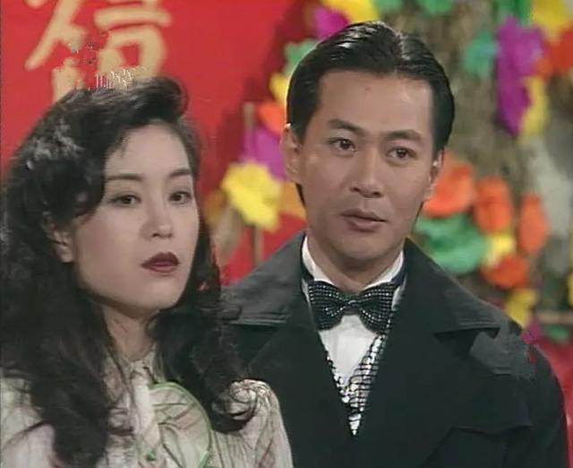 72岁反派专业户方刚近照面容苍老难认一生未婚但儿孙满堂