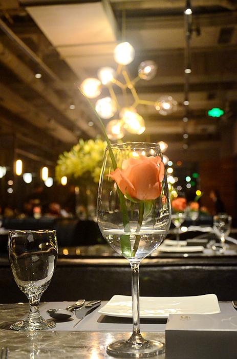 圣诞晚餐去哪吃?这家牛扒馆浪漫优雅,给你们一个难忘的夜晚!