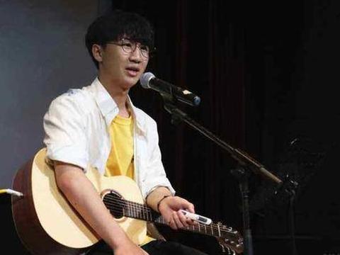 徐秉龙唱的一首《陈瑞》推荐给大家，希望你们能够喜欢|无印良品_新浪新闻