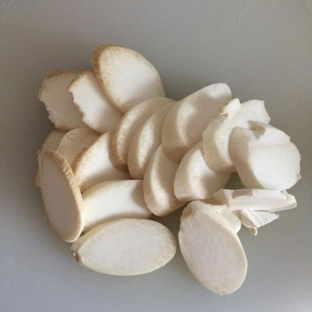 土豆片炒杏鲍菇,粉糯香甜,营养丰富,超下饭