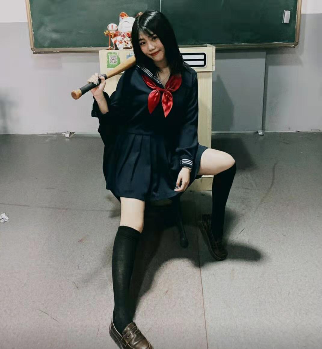 28岁网红范儿足生活奢华,看不出当过兵|李琦|高丫|养女_新浪新闻