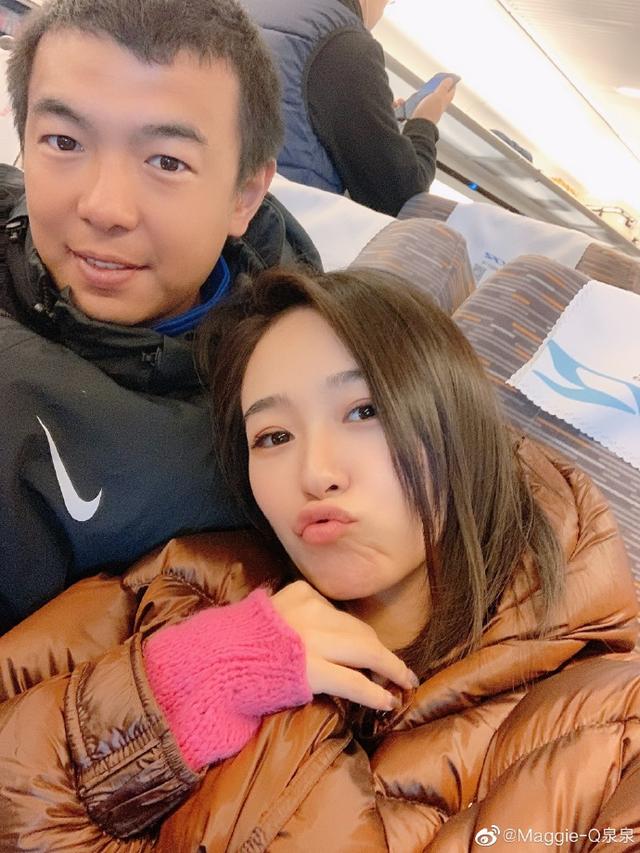 前国脚徐亮重返赛场,三婚妻子很美,4年生两儿子