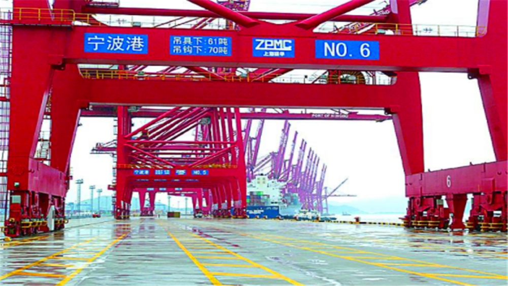 大海不仅给宁波带来了得天独厚的发展优势,大海也带给了宁波海纳百川