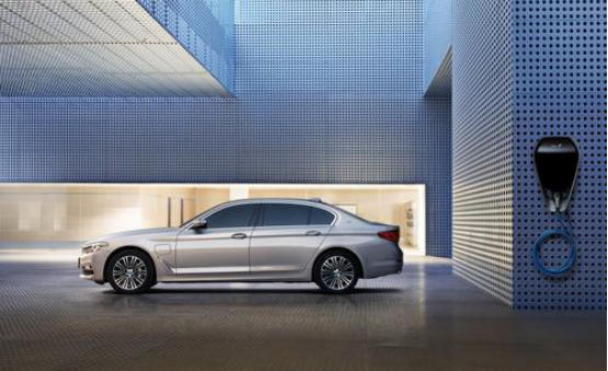 插混怎么选？关注点在续航还是油耗呢？